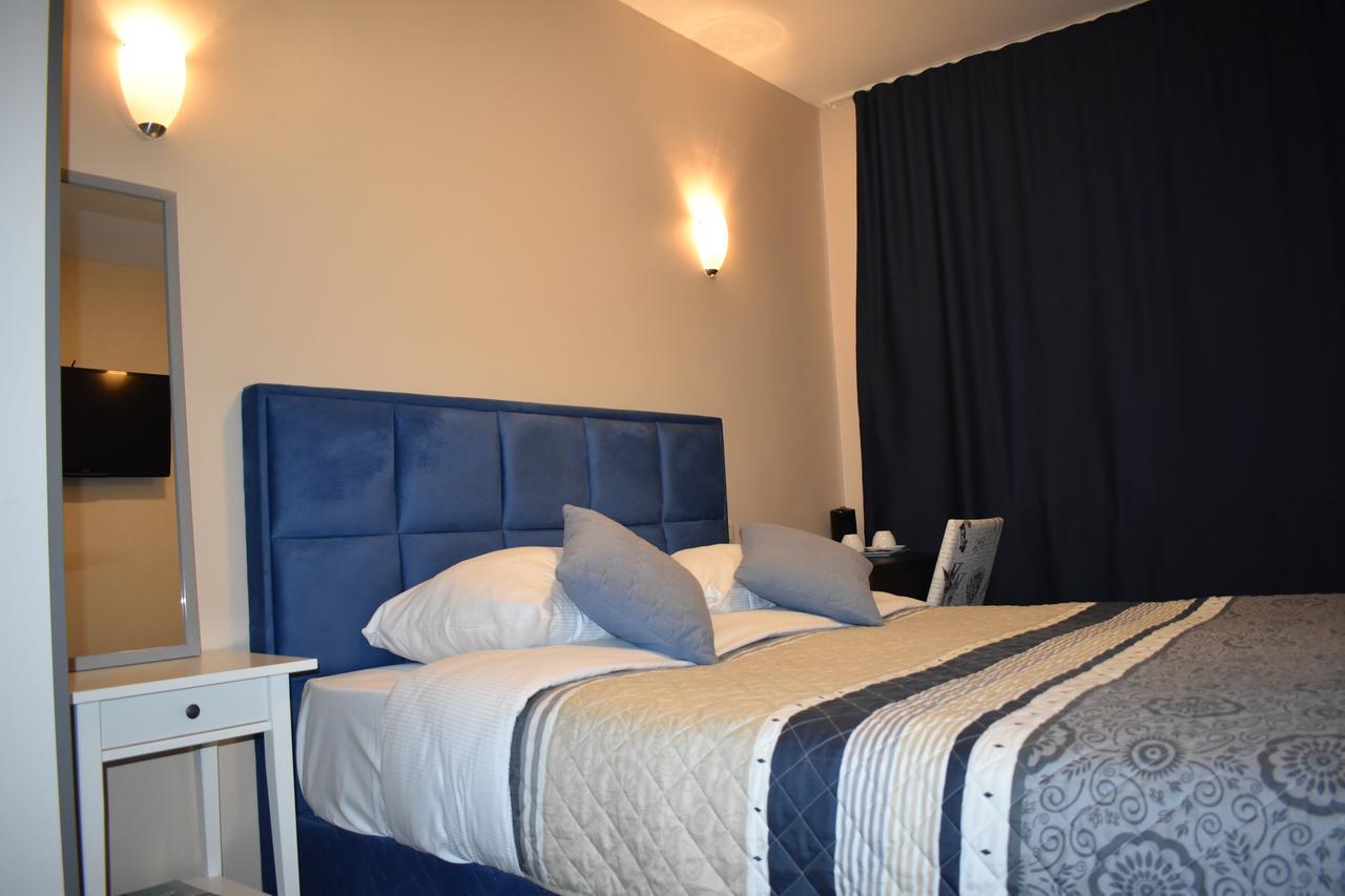 Hotel Meribel Saint-Josse-ten-Noode Экстерьер фото