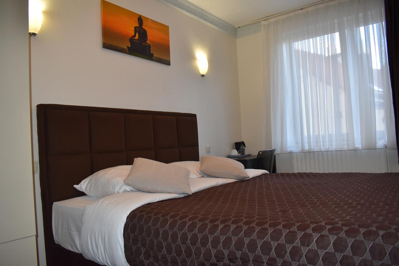 Hotel Meribel Saint-Josse-ten-Noode Экстерьер фото