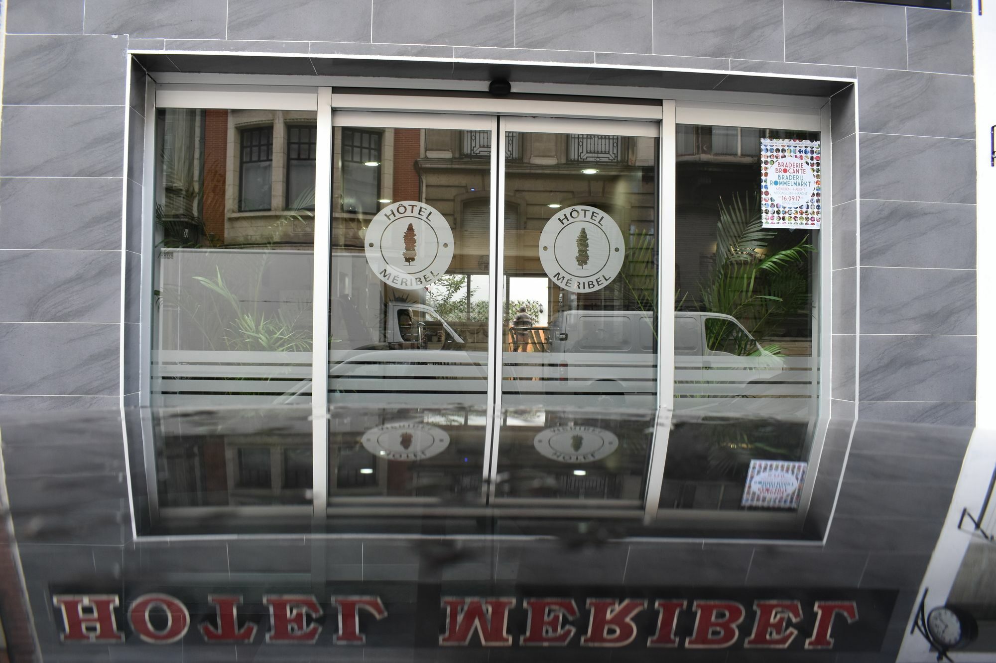 Hotel Meribel Saint-Josse-ten-Noode Экстерьер фото