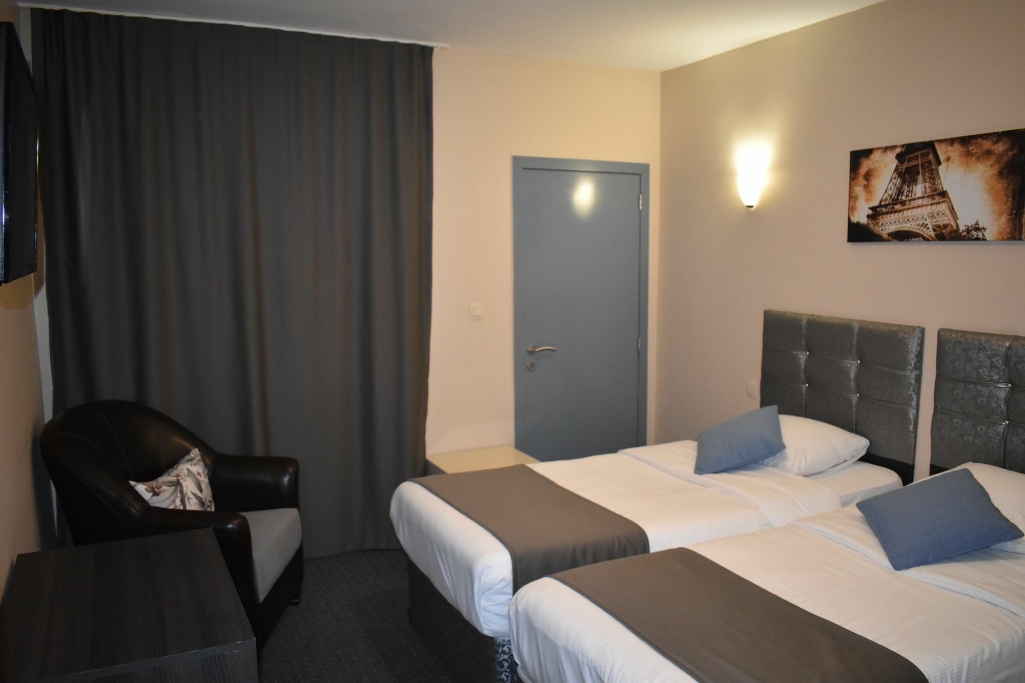 Hotel Meribel Saint-Josse-ten-Noode Экстерьер фото