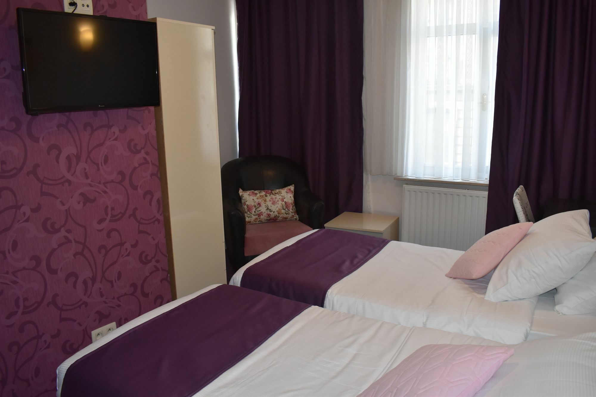 Hotel Meribel Saint-Josse-ten-Noode Экстерьер фото