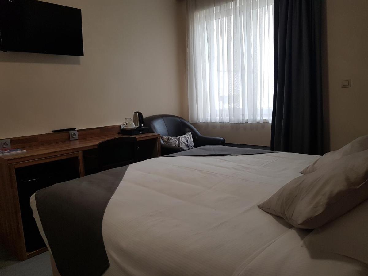 Hotel Meribel Saint-Josse-ten-Noode Экстерьер фото