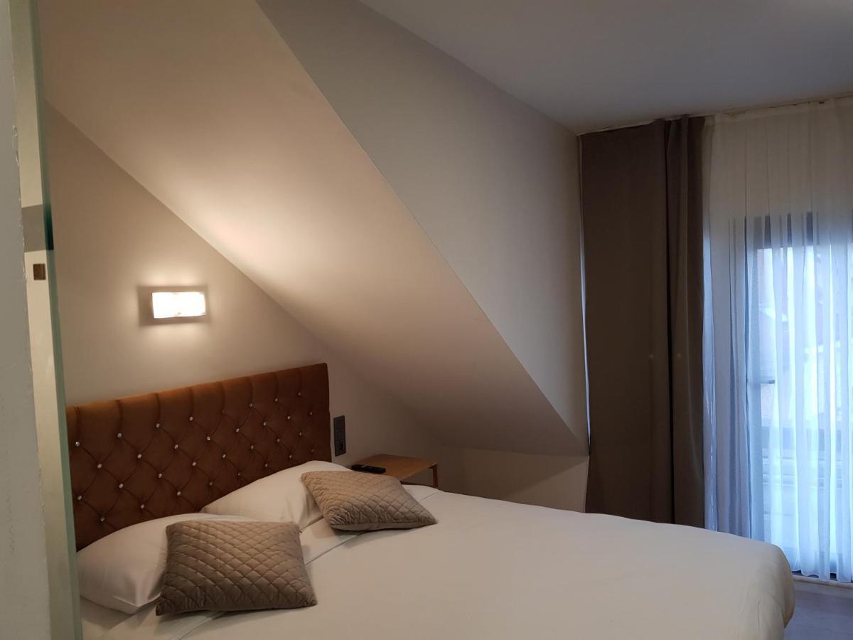 Hotel Meribel Saint-Josse-ten-Noode Экстерьер фото